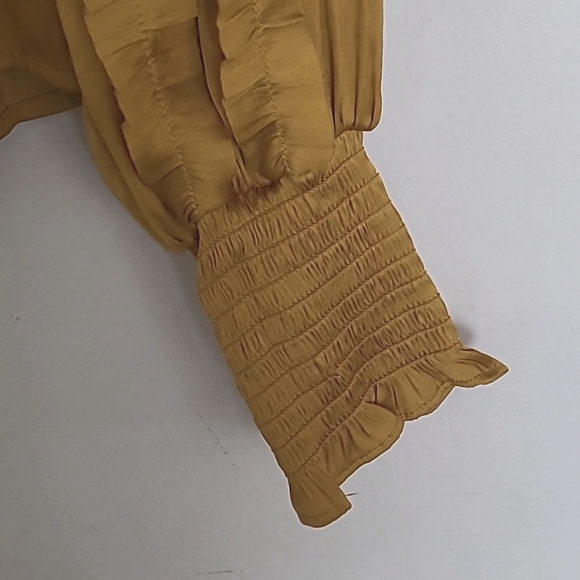 O.P.T. YELLOW / GOLD LONG SLEEVE BLOUSE - Picture 5 of 10